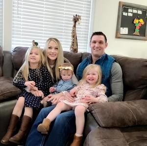 Meet your Posher, Crystal